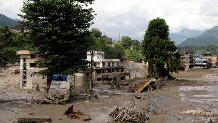   Nepal cifra en 1.287 los fallecidos por la devastadora avalancha 