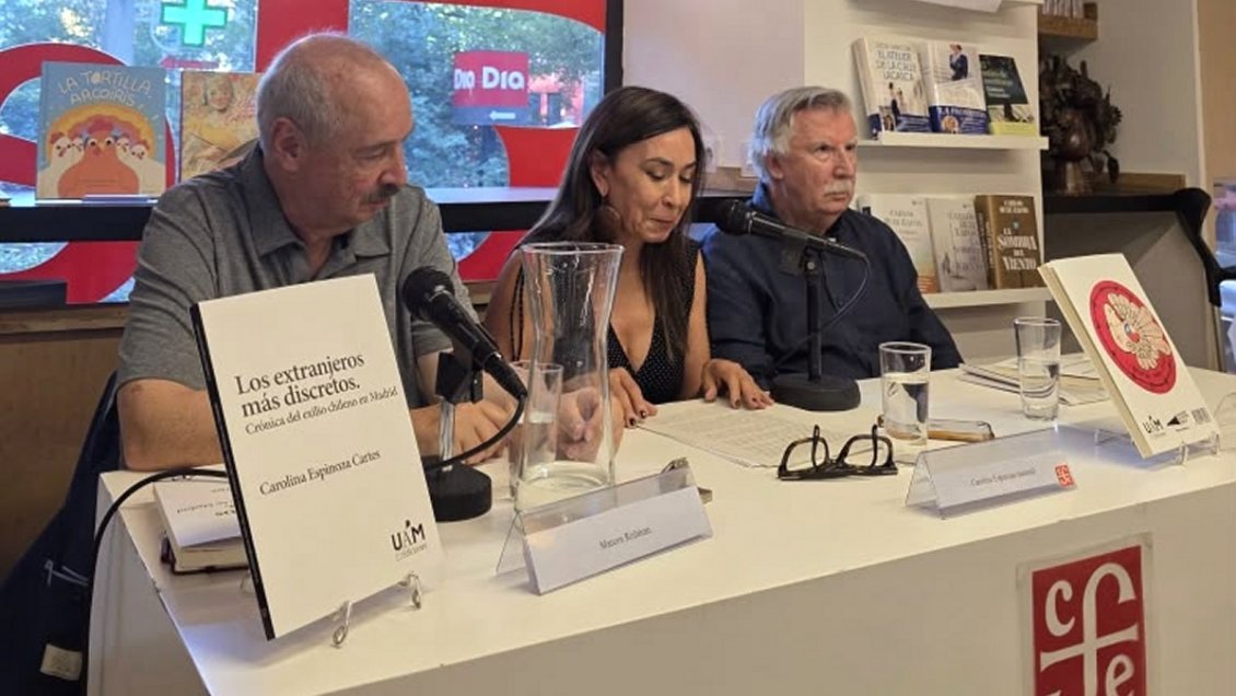 Exilio chileno en Madrid recupera su memoria con libro a 53 años del golpe