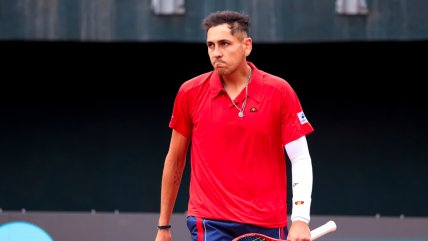   Alejandro Tabilo sufrió una dura caída en el ranking mundial y salió del top 30 