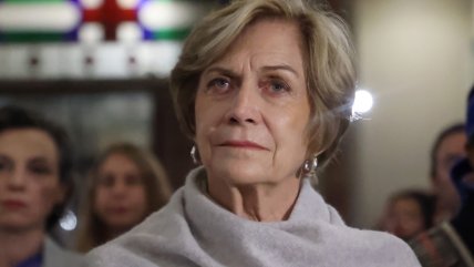   Matthei: Dejar a miles de niños sin computadores es una decisión que no se entiende 
