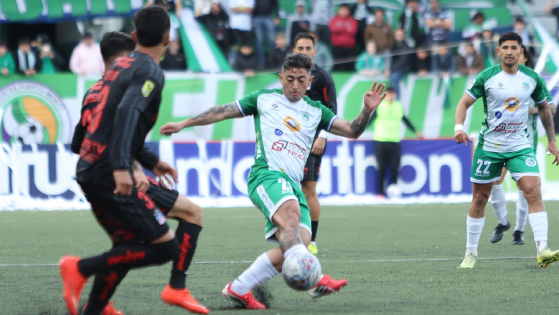 [Radio en vivo 🎙] Colo Colo recibe a Puerto Montt en su revancha por cuartos de Copa Chile