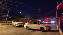 Delincuentes quemaron un auto tras asalto a supermercado en Valparaíso