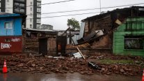 Lluvias causaron el derrumbe de una casa en San Miguel