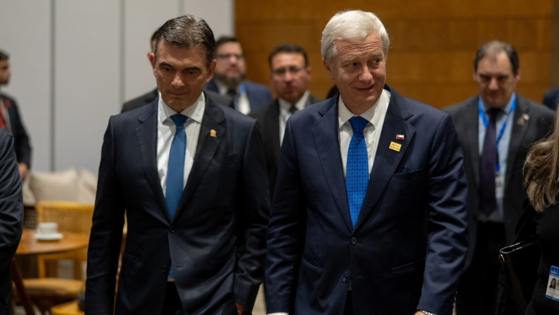 Paz se reunirá con Kast para construir un 